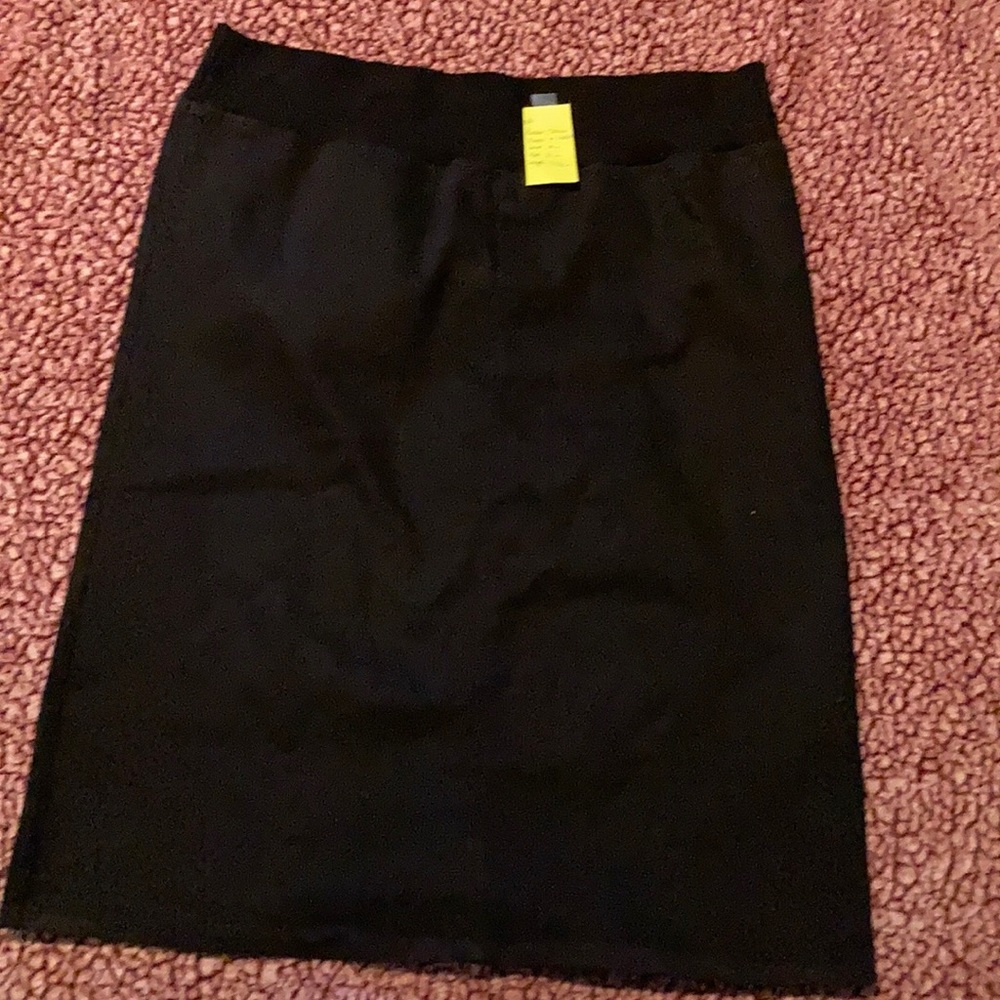 Comfortable Black Blue Jean skirt!